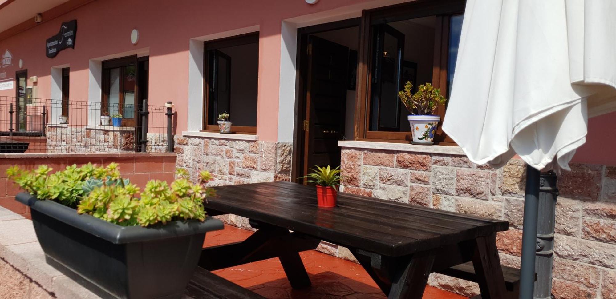 Apartamentos Fermin Onís Exterior foto